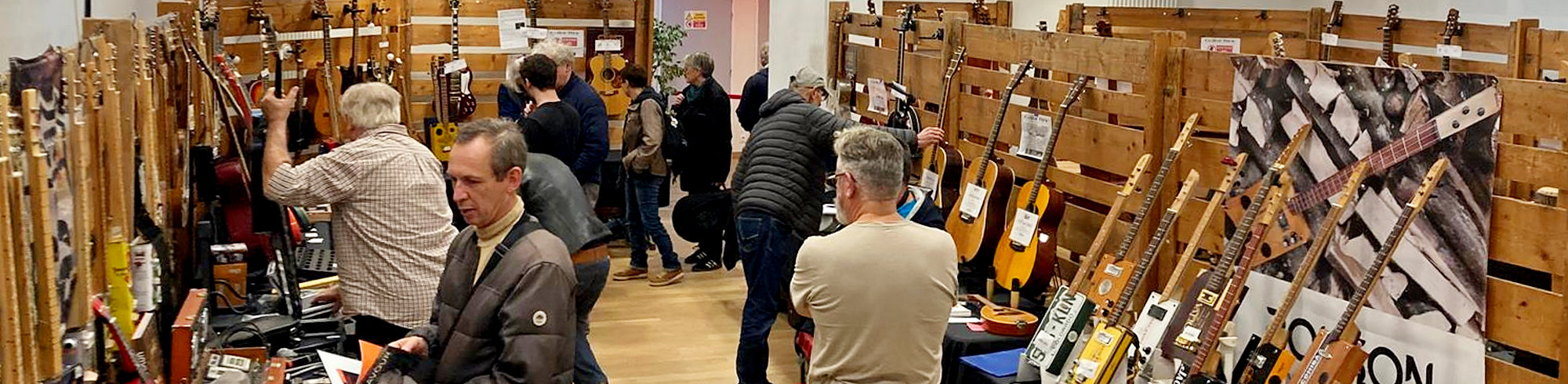 Guitar'Broc le marché de la guitare d'occasion du FGI